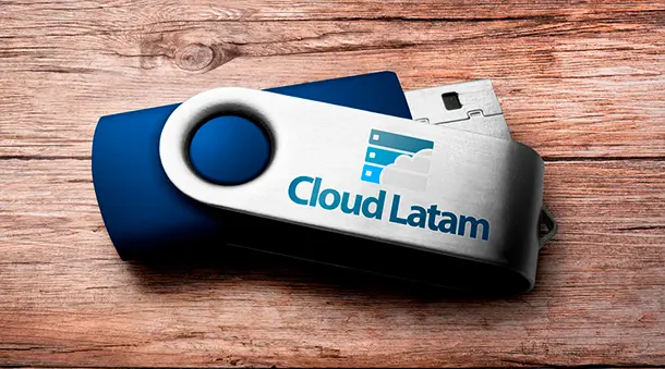 Diseño logo clouding asesoría en la nube